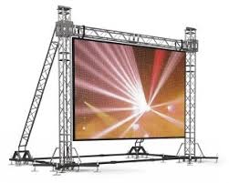 Location Ecran LED outdoor 4,50 x 2,50m - pitch 6,25mm - dalle de 50*50 / 80 Ecran géant