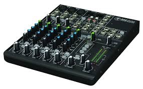Location MACKIE 802-VLZ4 3/2 Consoles analogiques