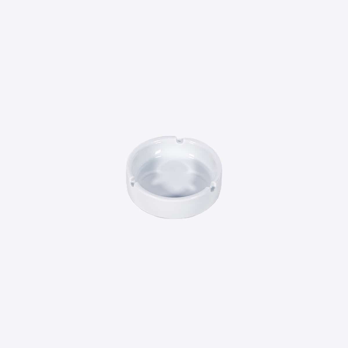 Location Cendrier blanc Divers art de la table