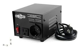 Location Transformateur 110/220 Reversible 300w US TRONIC Tranformateur & adaptateur